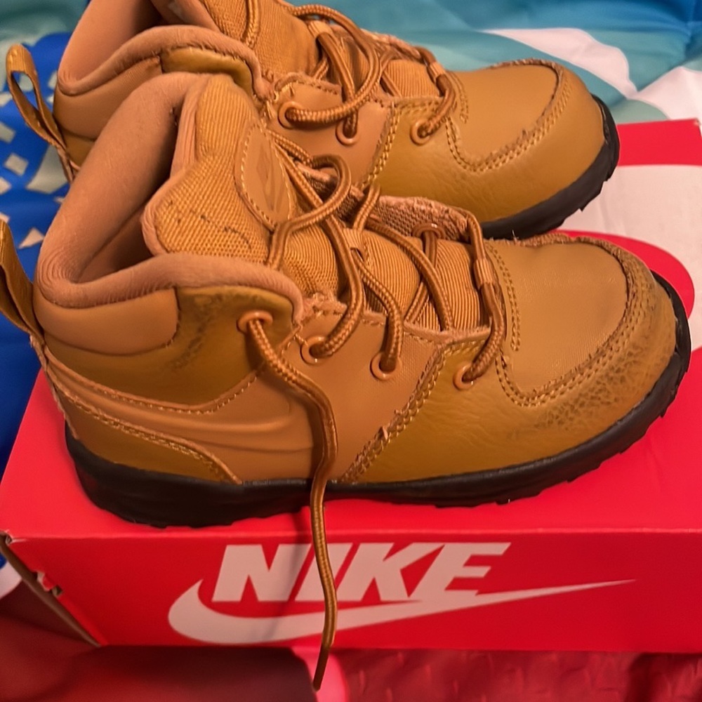 Nike sz 9